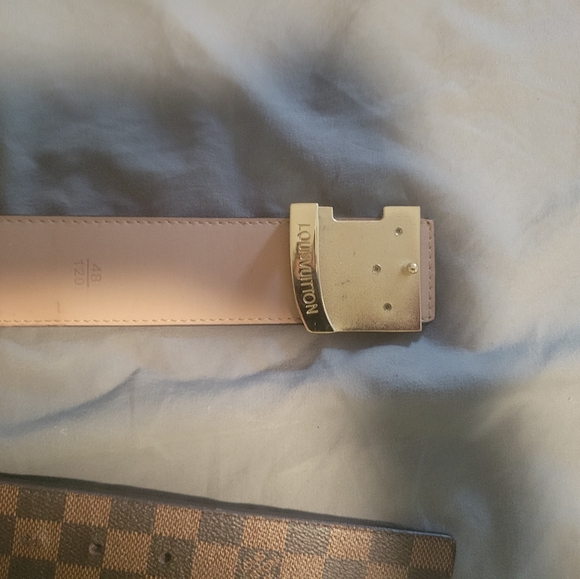 SOLD Louis Vuitton belt - Picture 3 of 5